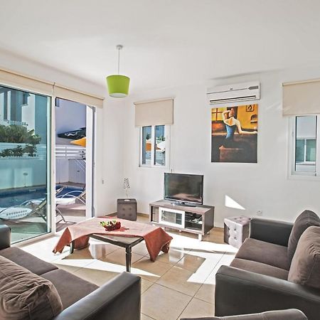פאראלימני Avra Villas מראה חיצוני תמונה