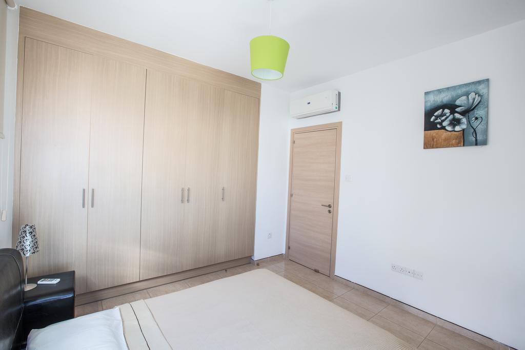 פאראלימני Avra Villas חדר תמונה