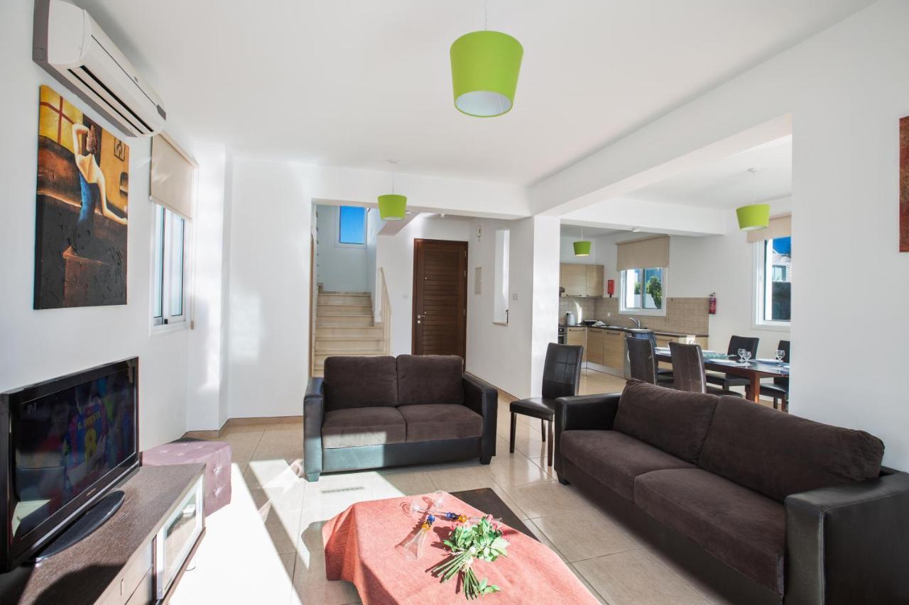 פאראלימני Avra Villas מראה חיצוני תמונה