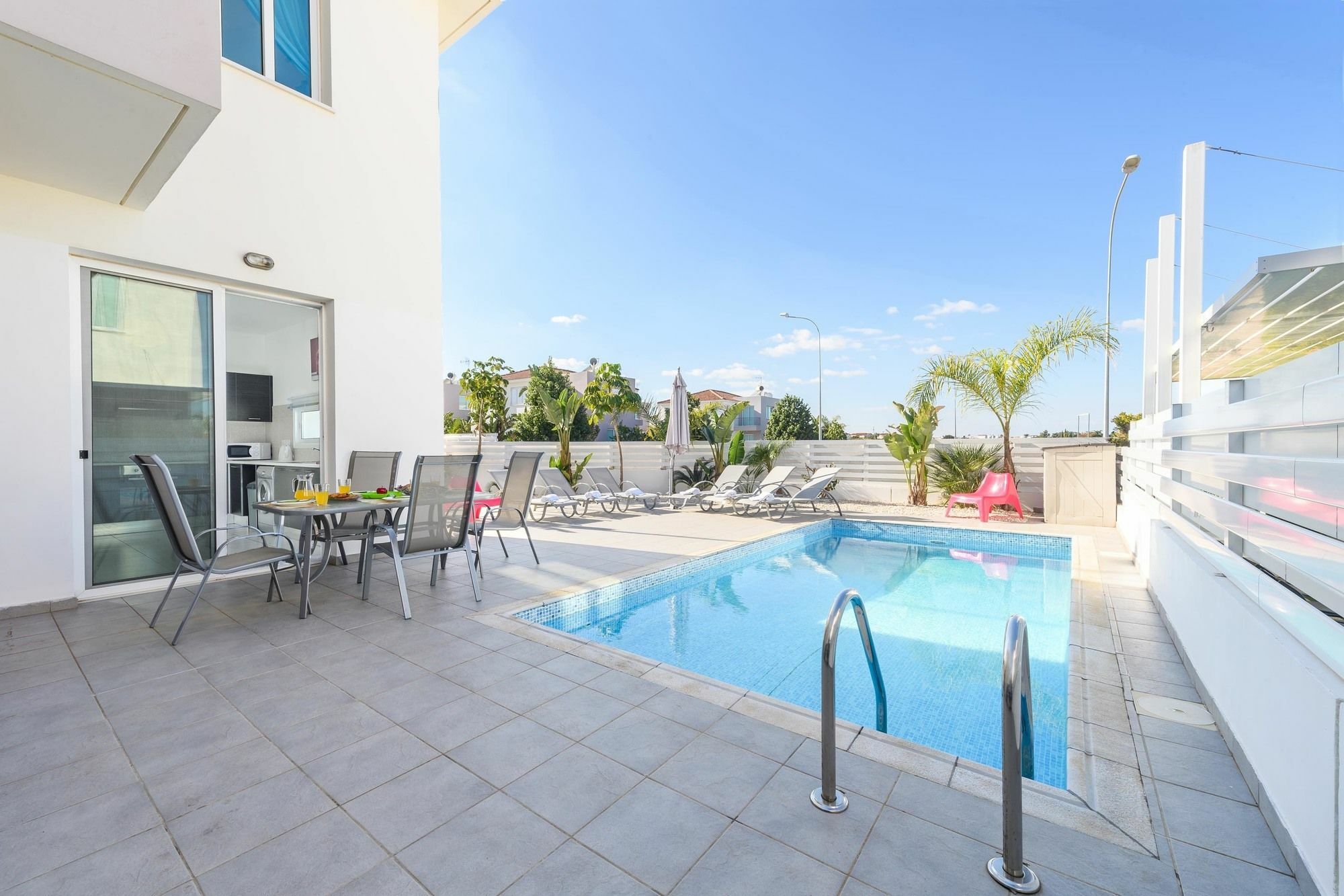 פאראלימני Avra Villas מראה חיצוני תמונה